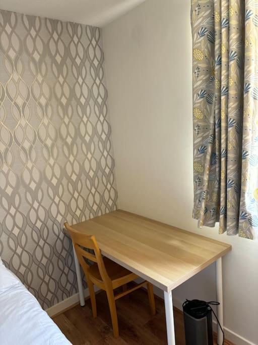 Quiet Central Apartment For Upto 4 People EDI Exterior photo